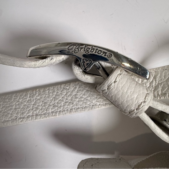 Brighton BLUEPRINT FLOWER APPLIQUE White Leather Studded Organizer MSRP $280 - Picture 8 of 11